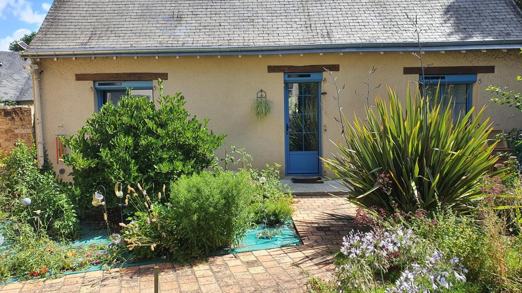 Bed and Breakfast Au Fil De L'Eau La Chapelle-Saint-Aubin Exteriér fotografie